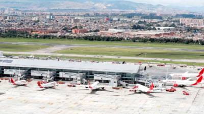 Los aviones de Avianca permanecen en tierra desde el pasado 23 de marzo. Foto:EFE