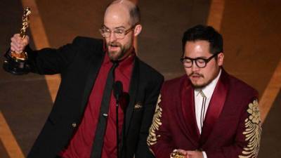 Daniel Kwan y Daniel Scheinert ganan Oscar a “mejor dirección”