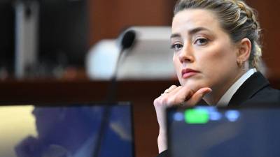 Amber Heard en una imagen de archivo durante su juicio con Johnny Depp.