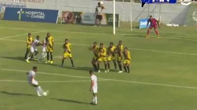 Así fue el golazo de tiro libre de Platense para el empate ante Génesis