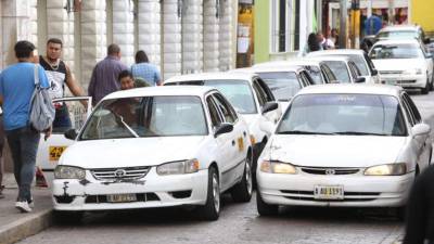 Hasta el momento, la tarifa en la modalidad de taxis en el país es de L 13.
