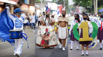 Los desfiles fueron encabezados por las autoridades de la ciudad.