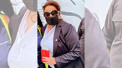 La presidenta Xiomara Castro viajó en un vuelo comercial.