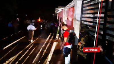 Agentes policiales llegaron al sitio, pero no se reportan capturas.