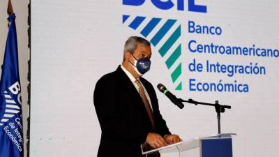 El presidente ejecutivo del BCIE, Dante Mossi.