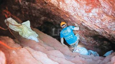 Procesan una tonelada de tierra para lograr 100 gramos.