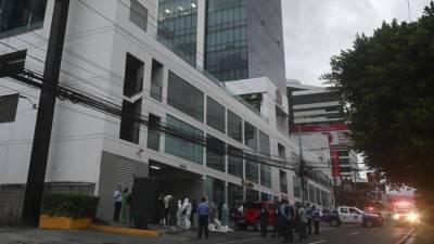 Al menos 48 empleados del restaurante y sport bar Space y otros 35 colaboradores de Indie Lounge quedarían sin fuente de ingresos.