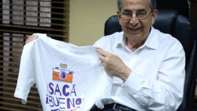 José Francisco “Chico” Saybe apoyando la campaña Sacá lo bueno, promovida por Diario LA PRENSA.