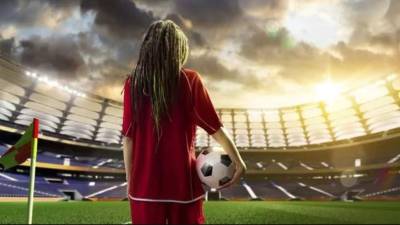 El fútbol es uno de los más agresivos.