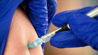 Salud pidió a la población -en los diferentes grupos en riesgo- a demandar la vacuna contra el covid-19 en los distintos centros de vacunación a nivel nacional.