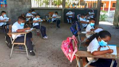 Los estudiantes hondureños retornarán a clases a partir del 18 de abril.