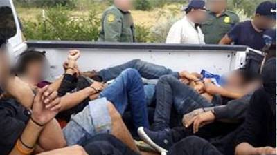 Los inmigrantes detenidos serán procesados para su inmediata deportación.