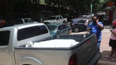 El cuerpo fue retirado ayer de la morgue.