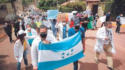 Acordaron conformar una comisión para solventar las demandas.