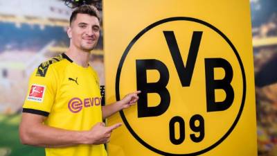 Thomas Meunier ha firmado un contrato por cuatro temporadas con el Dortmund.