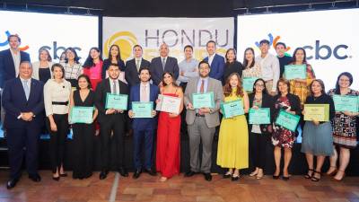 Las becas son ofrecidas a jóvenes hondureños gracias a los aportes de las empresas donantes. Este año se entregarán 25 becas para estudios de posgrado en siete universidades internacionales.