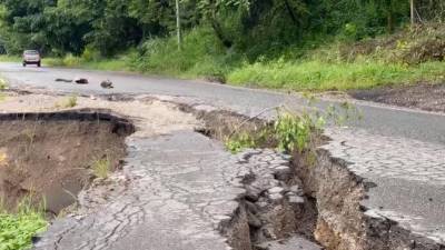 Pobladores de Copán reclaman a las autoridades que pongan mano en los múltiples tramos carreteros en mal estado.