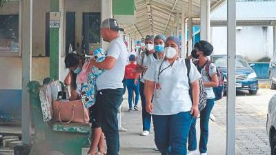 Cada día llegan entre 8 y 10 pacientes a urología, de los cuales seis necesitan cirugía pero hay una lista amplia.