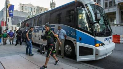 Sin dar declaraciones y ante pocos aficionados los mexicanos preparan la final de la Copa Oro.