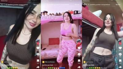 Ropa costosa y un supuesto estilo de vida lleno de lujos son presumidos por la conocida en Chile como la “narco reina de Peñaflor” en la red social TikTok. A través de esta plataforma, muestra su vida dentro de una cárcel en el país sudamericano.