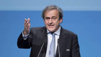 Platini pidió ayuda para combatir la violencia en el fútbol.