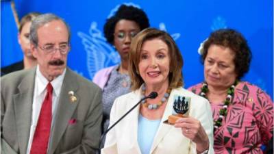 La influyente presidenta del Congreso de EEUU, Nancy Pelosi, encabeza la comitiva bipartidista que visita Honduras.