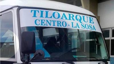 Imagen del bus rapidito tiroteado este jueves en Tegucigalpa, capital de Honduras.