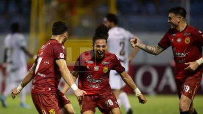 El Real España superó por 3-1 al Herediano en la ida de cuartos de final de la Liga Concacaf.