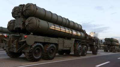 Los misiles rusos resguardarán a los cazas que bombardean posiciones del Estado Islámico en Siria.