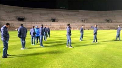 La Selección de Honduras reconoció la cancha del estadio San Juan Bicentario. Foto @FenafuthOrg