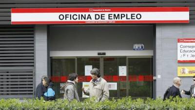 España reporta baja en los indíces de desempleo.