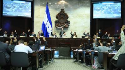 Diputados al Congreso Nacional anoche.