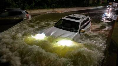 Severas inundaciones han golpeado a Nueva York llevando a las autoridades a tomar medidas.