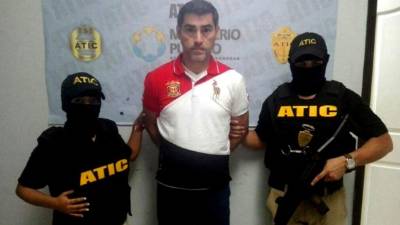 Roger Flores Díaz fue anciano de los Testigos de Jehová.