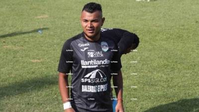 Mario Martínez realizó su primer entrenamiento como jugador del Marathón. Foto Moisés Valenzuela.