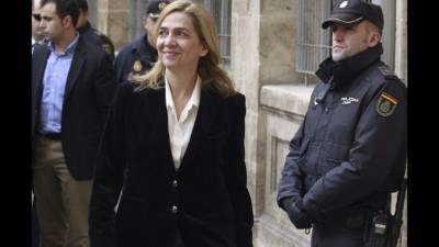Retiran cargo de blanqueo a la infanta Cristina, hermana del rey de España.