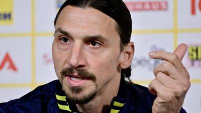 Zlatan Ibrahimovic durante la conferencia de prensa de este martes. Foto AFP.