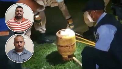 La Policía decomisó los 20 paquetes con dinero, los dos carros y otra evidencia del caso.