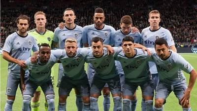 El Sporting Kansas City de Roger Espinoza reporta un caso positivo de coronavirus.