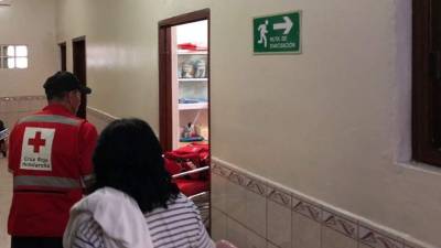 El motorista fue llevado a una clínica privada y luego trasladado al Hospital Escuela de la capital.