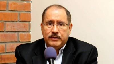 Hugo Noé Pino, economista del Instituto Centroamericano de Estudios Fiscales.