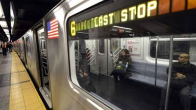 La esposa de Kwok fue hospitalizada por el trauma sufrido al presenciar el incidente.