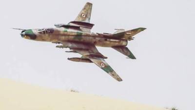 El derribo del caza de combate Sukhoi Su-22 de la fuerza aérea siria, similar al de la foto, amenaza con escalar la tensión entre las potencias involucradas en Siria.