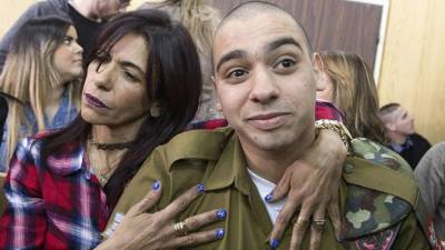 A inicios de noviembre, el ministro de Defensa Avigdor Lieberman había recomendado al presidente aceptar la petición.﻿