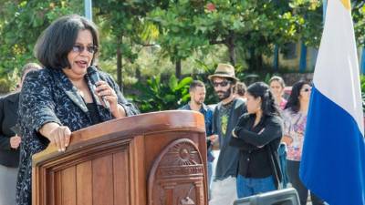 La rectora Julieta Castellanos durante la ceremonia.
