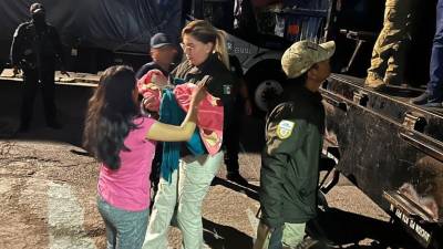 Varios menores se encontraban en el grupo de los migrantes rescatados.