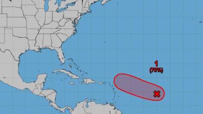 Dos sistemas de baja presión avanzan en el Atlántico hacia el sureste de Estados Unidos.