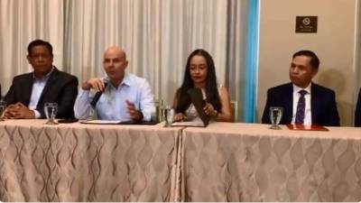 Conferencia de prensa durante la cual las diferentes organizaciones representadas dieron lectura a su pronunciamiento.