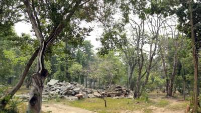 En la obra no se observa maquinaria ni personal laborando. Se anunció que el parque estaría listo en 100 días.