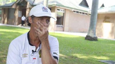 Pedro Troglio se puso nostálgico al recordar la muerte de sus adorados padres.